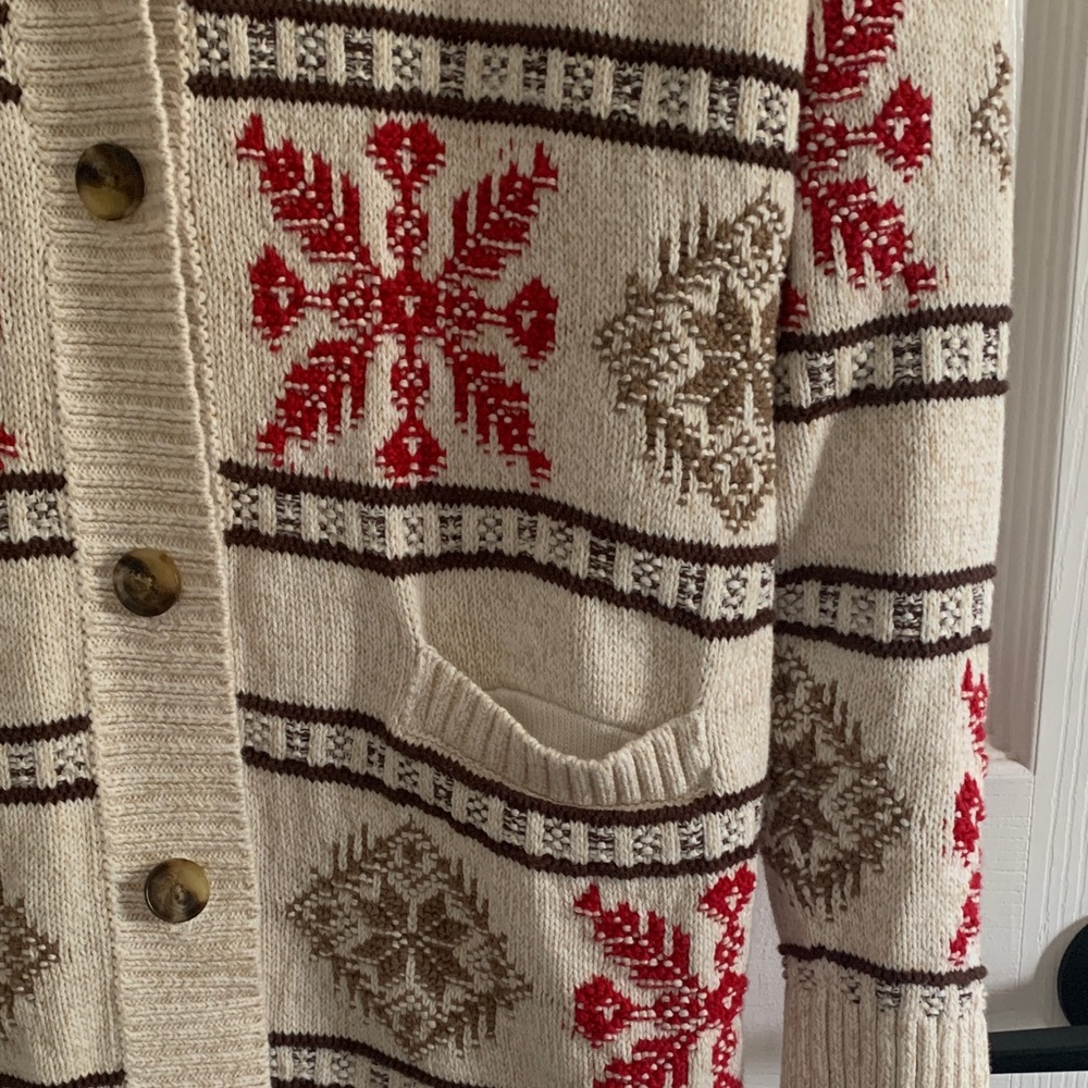 Lands' End Women's Beige and Red Knit Cardigan - Picture 6 of 15